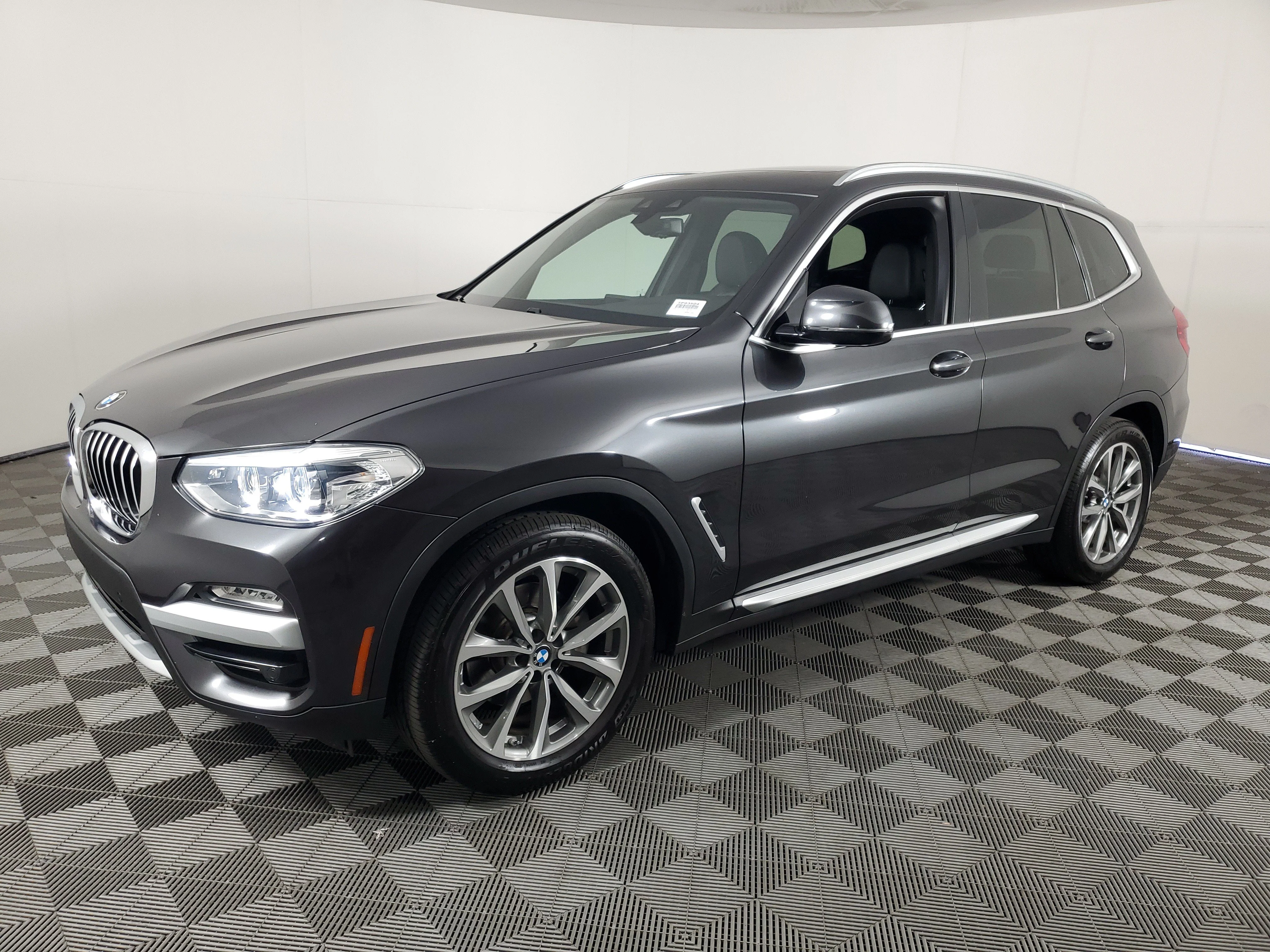 Used 2019 Dark Graphite Metallic BMW sDrive30i image 8