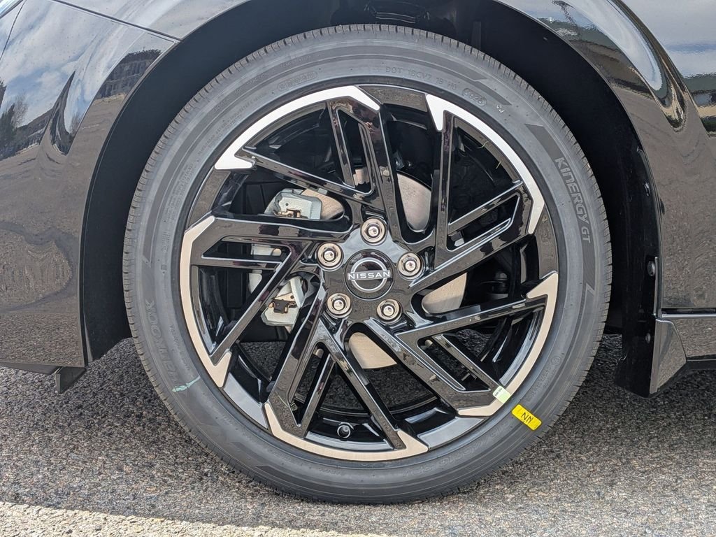 New 2026 Super Black Nissan SR image 25