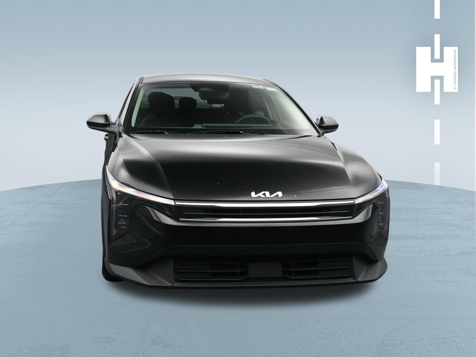 Used 2025 Aurora Black Pearl Kia LXS image 2