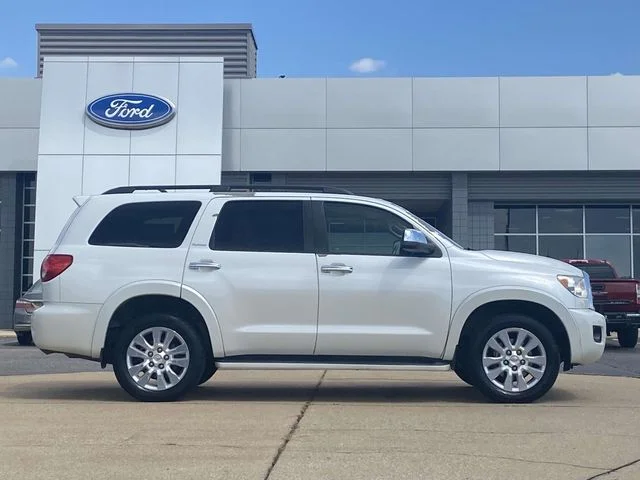 Used 2014 White Toyota Platinum image 2