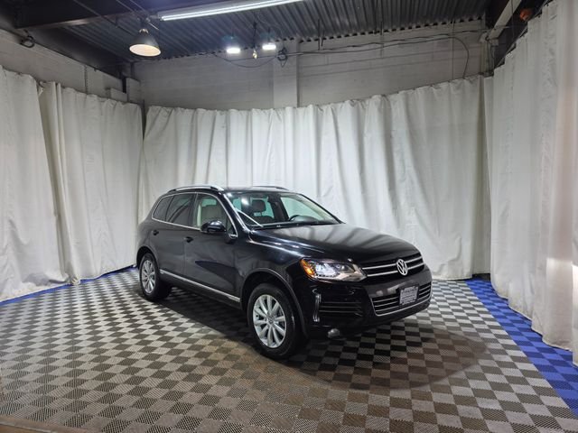 2011 Volkswagen Touareg Sport VR6's photo