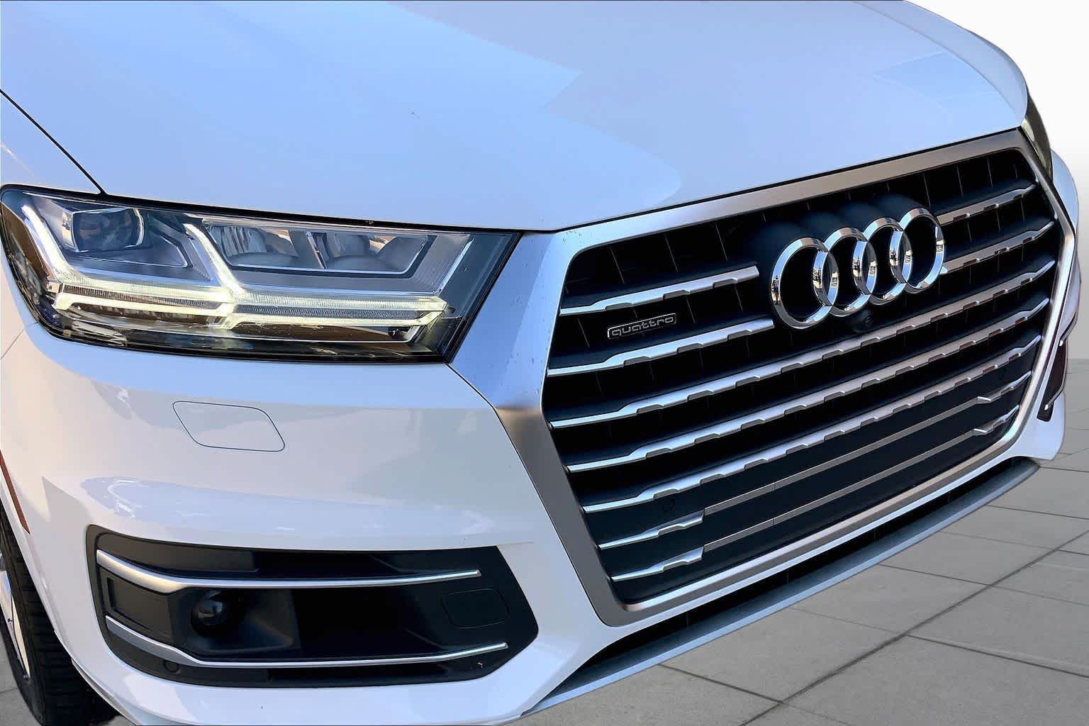 Used 2019 Glacier White Metallic Audi Prestige image 32