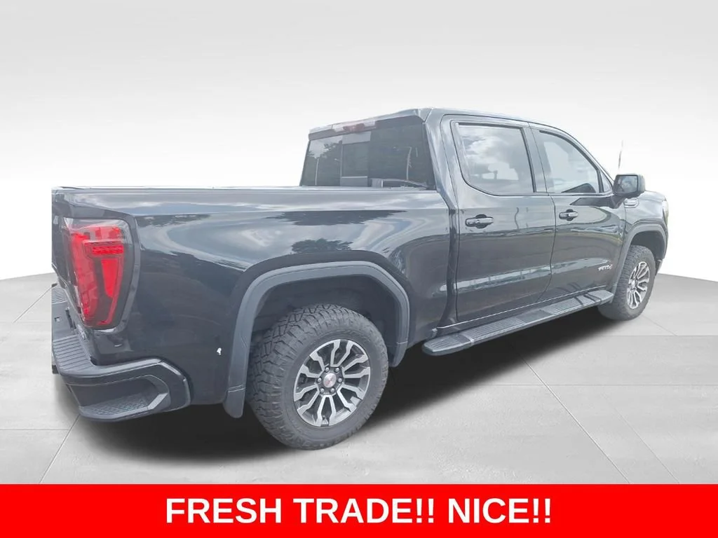 Used 2020 ONYX BLACK GMC AT4 image 4