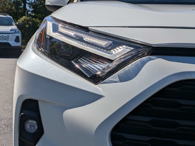 Certified Used 2025 Beige Toyota XLE Premium image 14
