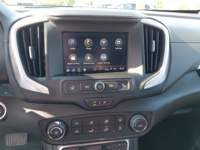 Used 2024 White GMC SLE image 20