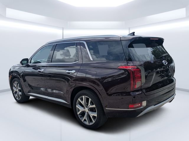 Used 2021 Red Hyundai Limited image 5