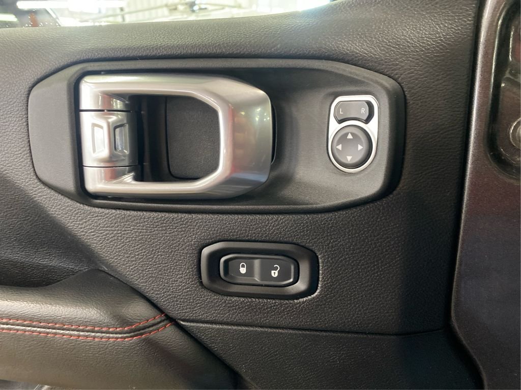 Used 2021 Gray Jeep Rubicon image 14