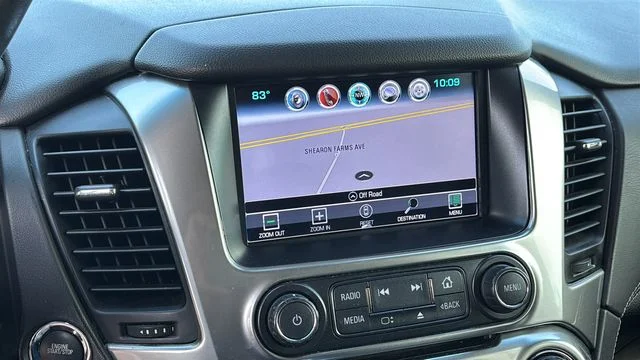 Used 2020 Gray Chevrolet Premier image 27