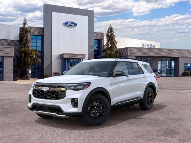 New 2027 Star White Metallic Tri-Coat Ford Tremor® image 2