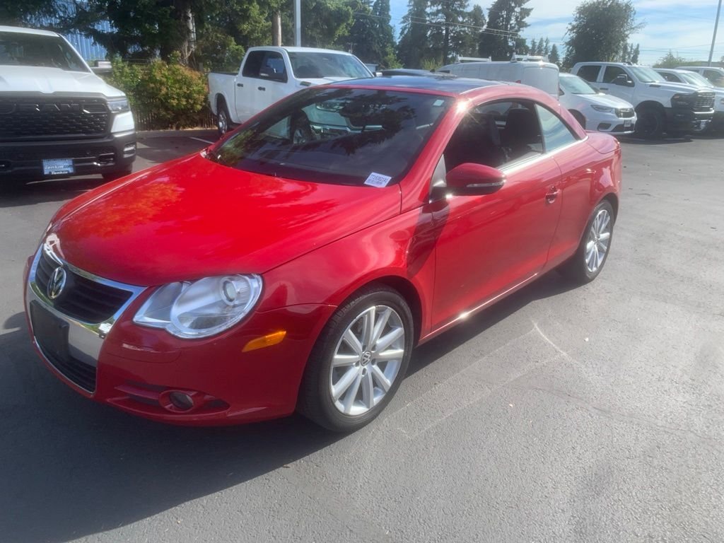 Used 2010 Salsa Red Volkswagen Komfort Edition image 2