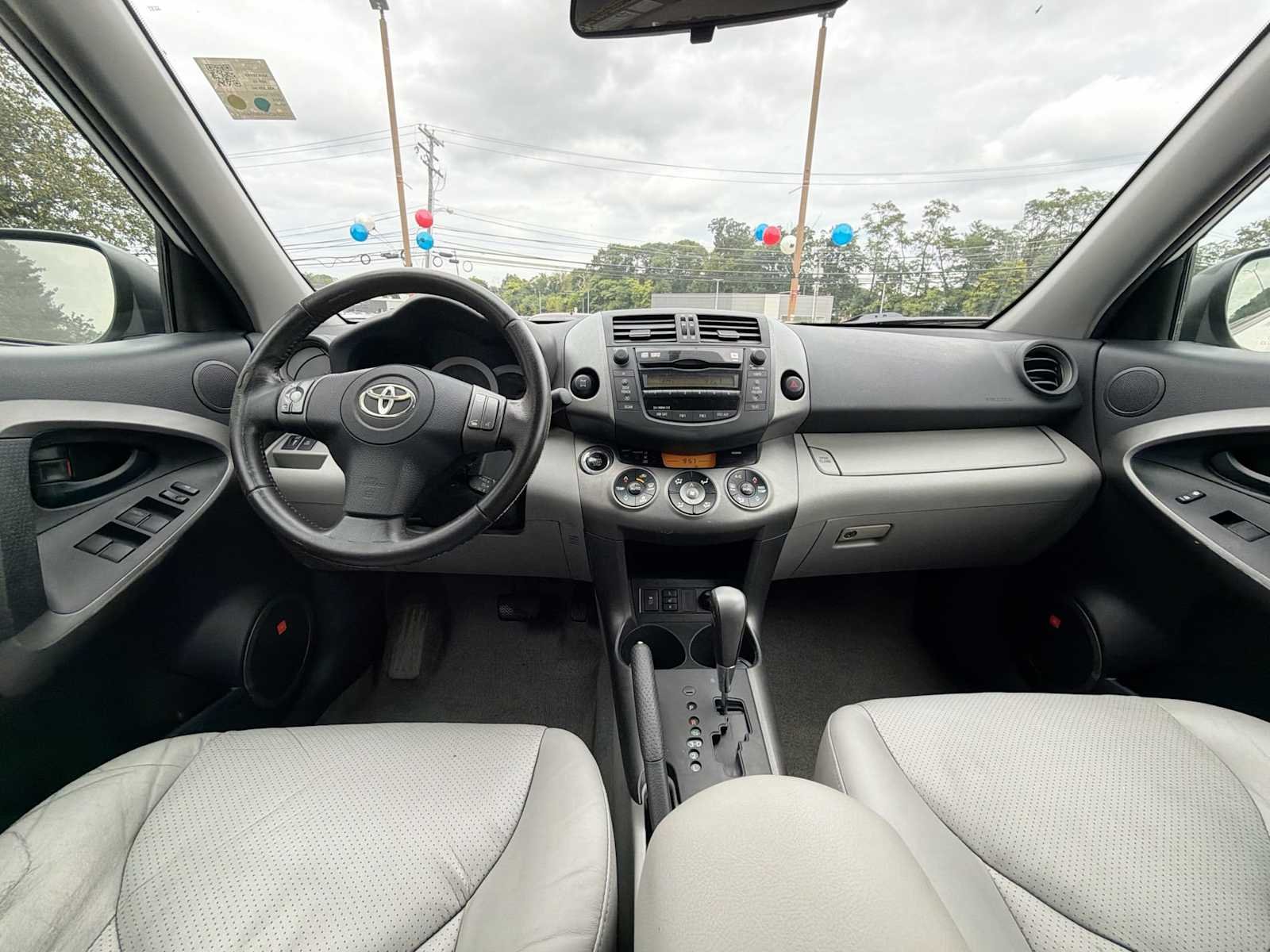 Used 2010 Blizzard Pearl Toyota Ltd image 20