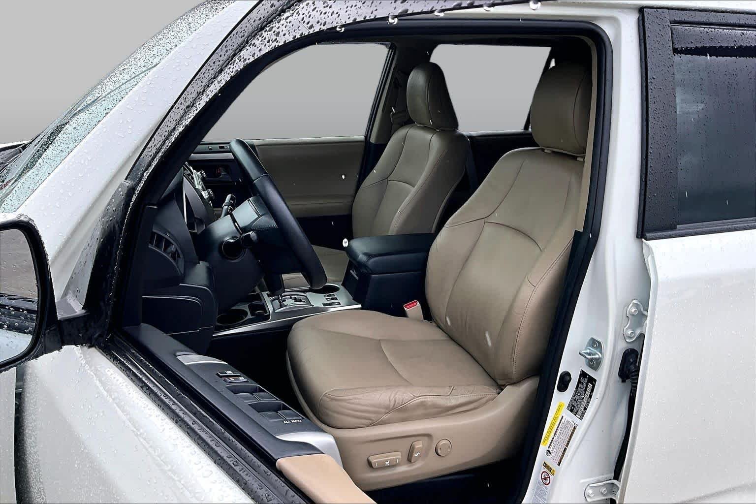 Used 2013 Blizzard Pearl Metallic Toyota Limited image 8