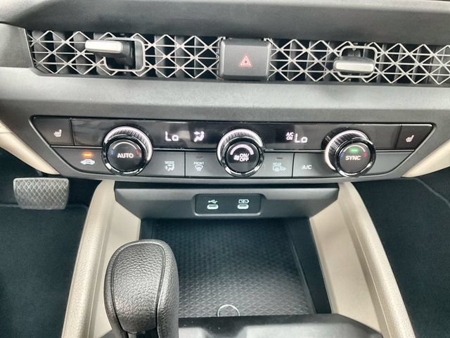 Certified Used 2025 Platinum White Pearl Honda SE image 59