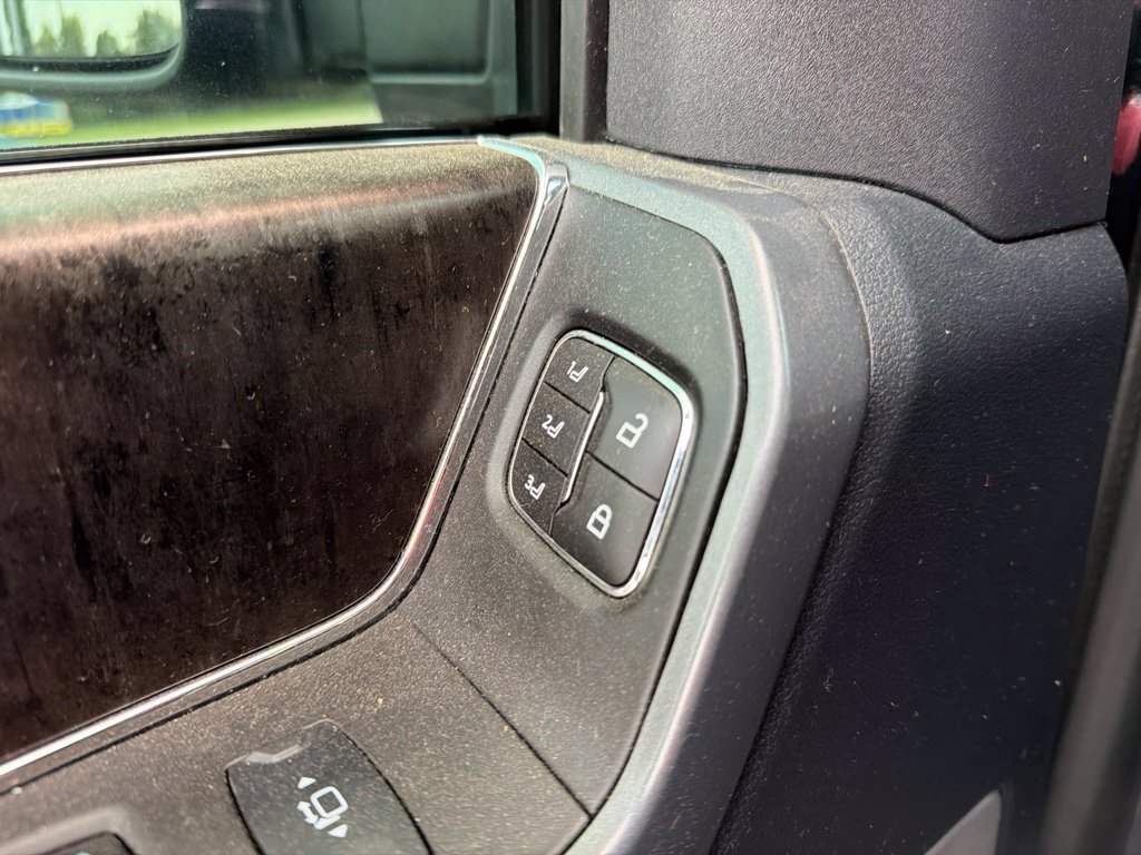 Used 2024 Black Metallic Ford Lariat image 34
