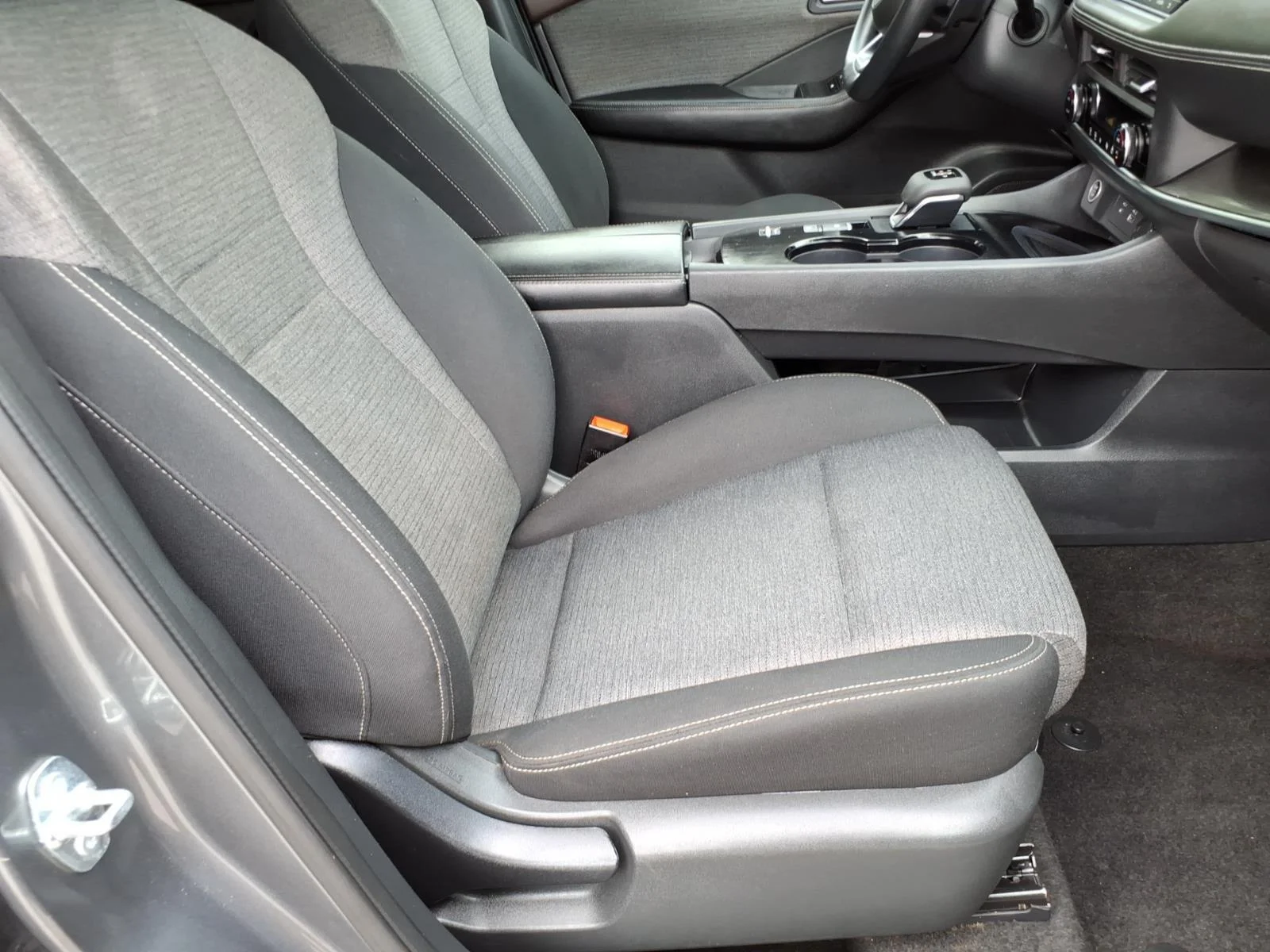 Used 2023 Gun Metallic Nissan SV image 19