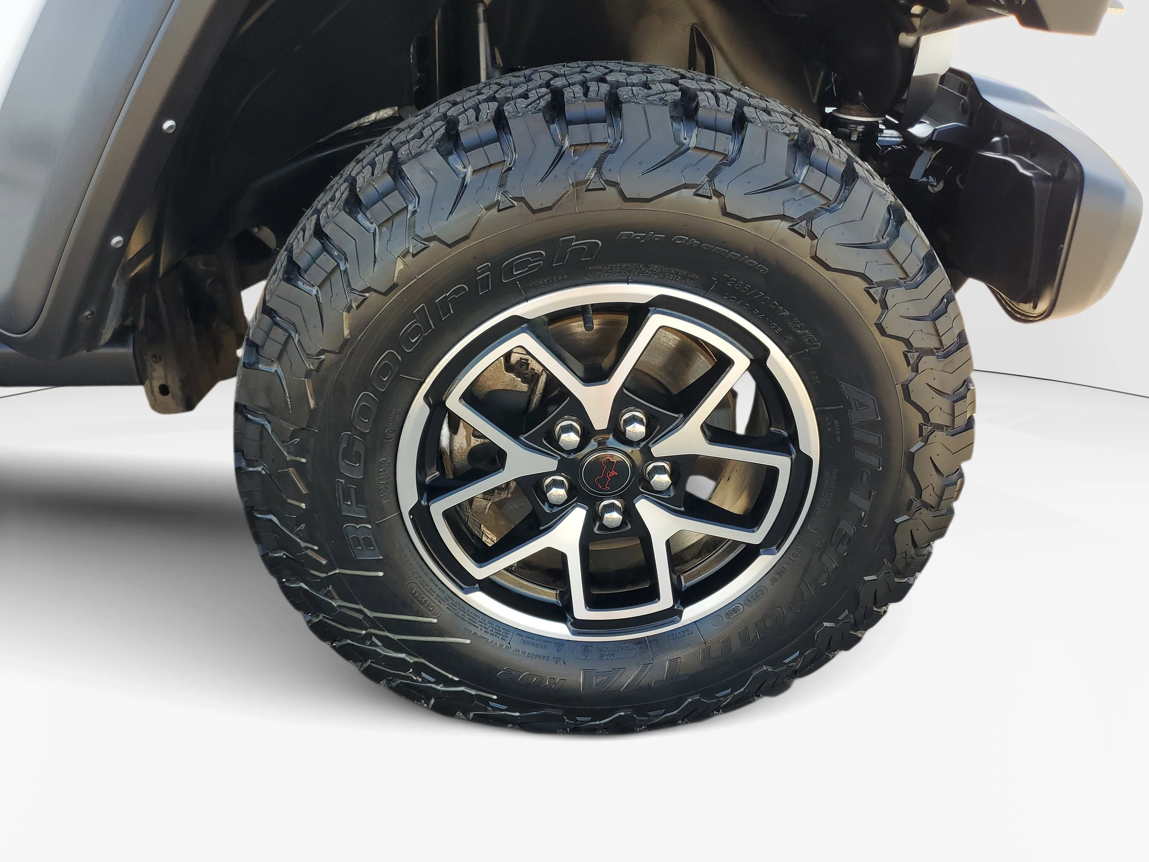 Certified Used 2024 White/off-white Jeep Rubicon image 11