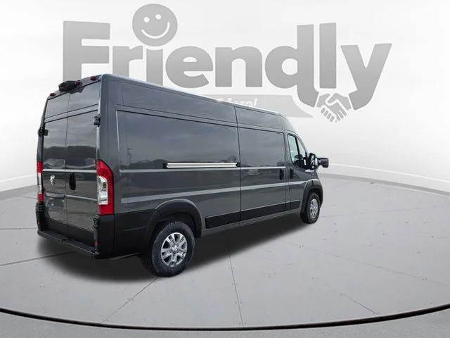 Used 2025 White Ram High Roof image 5