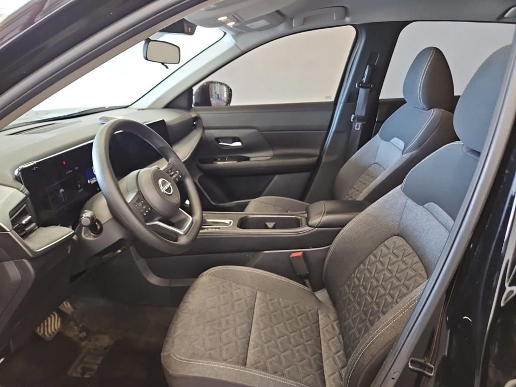 Used 2025 Black Nissan SV image 7
