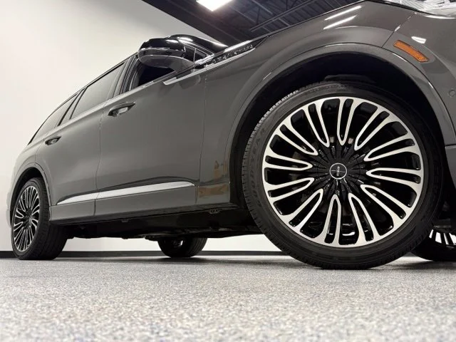Used 2023 Gray Lincoln Black Label image 2