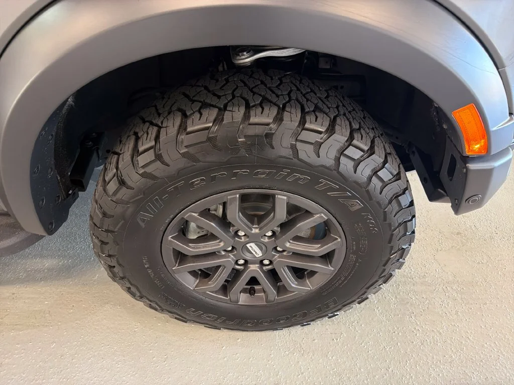 Used 2024 Gray Ford Raptor image 5