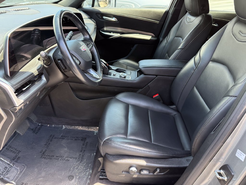 Used 2024 Argent Silver Metallic Cadillac Premium Luxury image 23