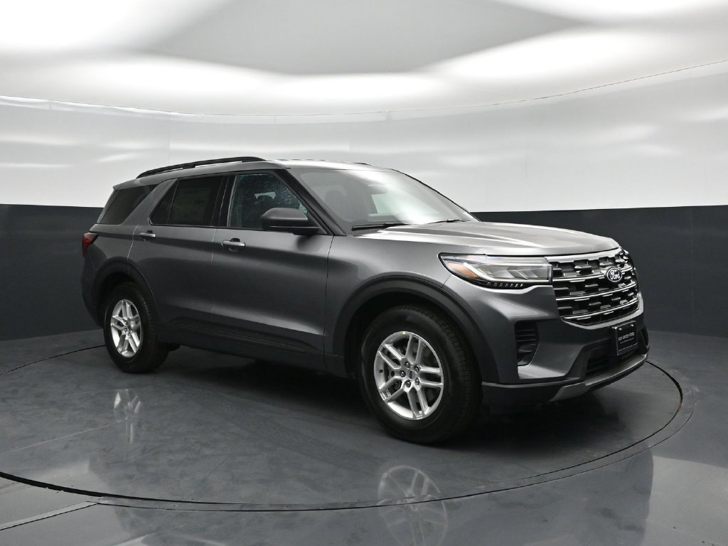 New 2027 Carbonized Gray Metallic Ford Active image 23