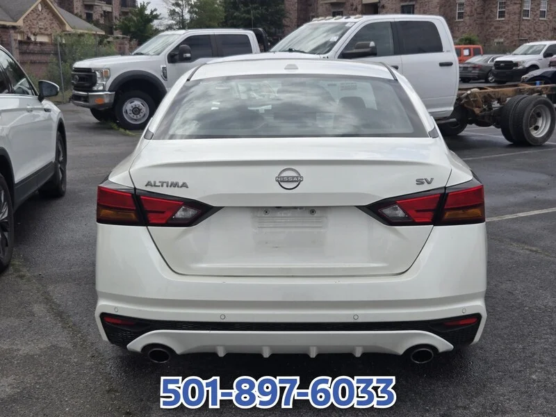 Used 2024 Pearl White NISSAN 2.5 SV image 3