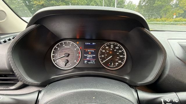 Used 2023 Gray Nissan S image 19