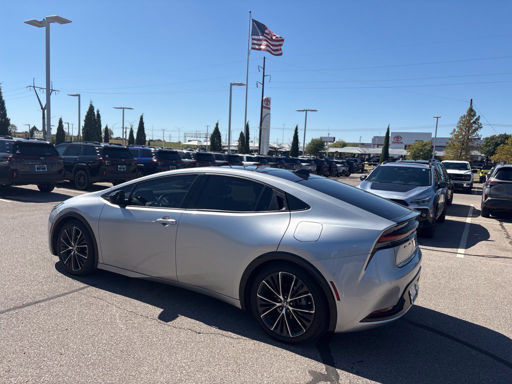 Used 2023 Gray Toyota Limited image 5