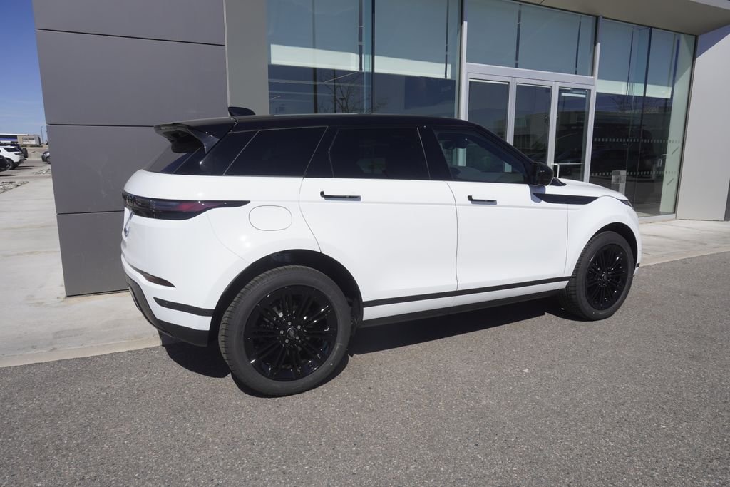 New 2026 Fuji White Land Rover S image 4