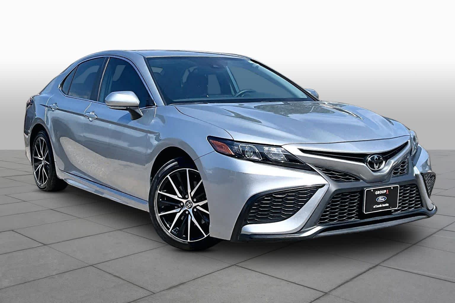 Used 2024 Celestial Silver Metallic Toyota SE image 3