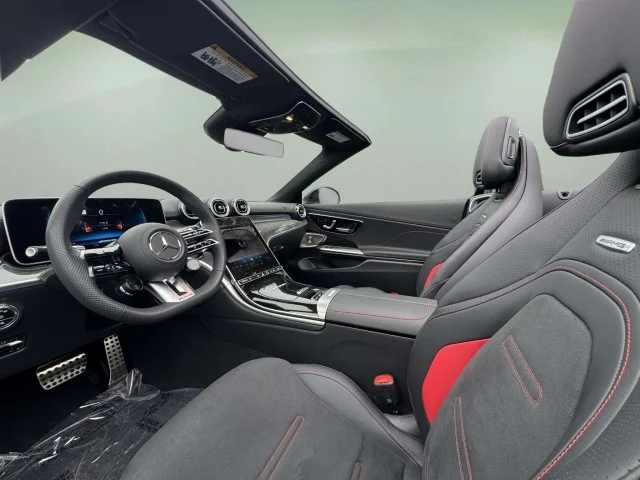 New 2026 MANUFAKTUR Moonlight White Metallic Mercedes-Benz AMG® CLE 53 4MATIC+ Cabriolet image 8