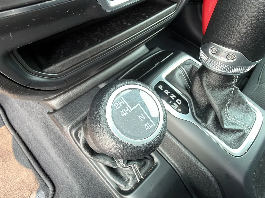 Used 2021 Black Jeep Unlimited Sahara image 36