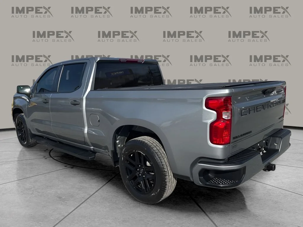 Used 2023 Gray Chevrolet Custom image 3