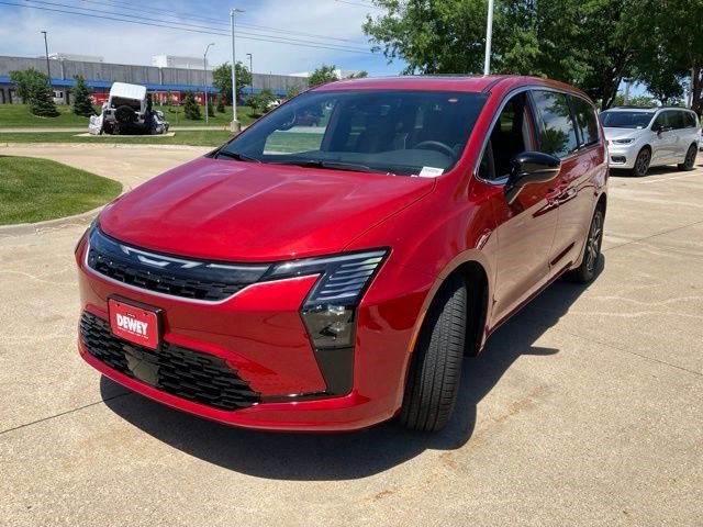 New 2027 Red Hot Pearl-Coat Exterior Paint Chrysler Limited image 3