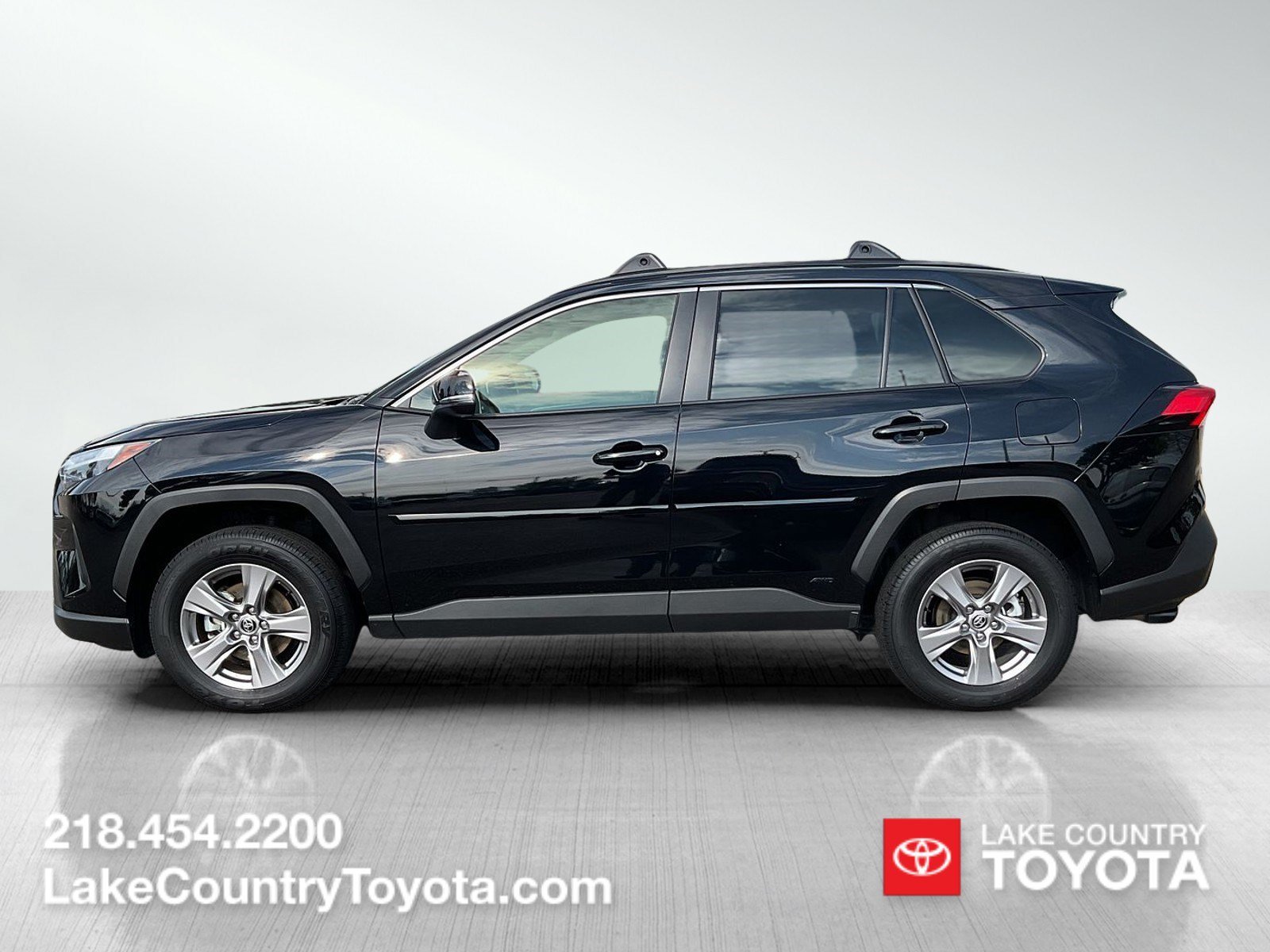 Used 2025 Black Toyota XLE image 2