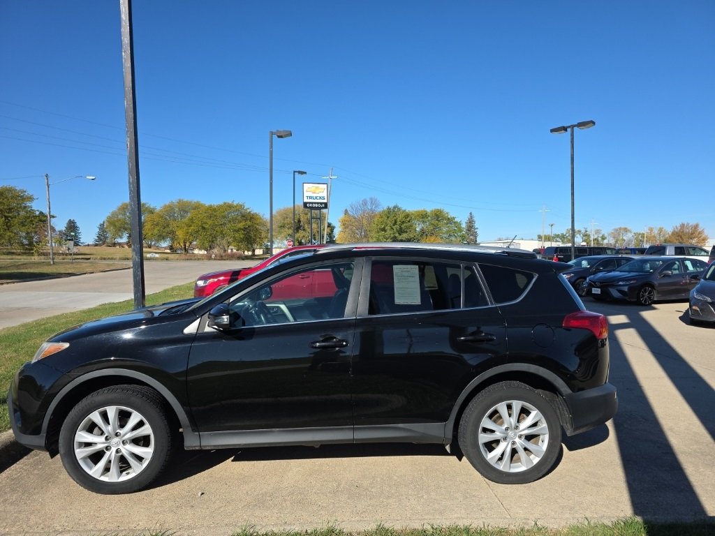2013 Toyota RAV4 Limited photo 3