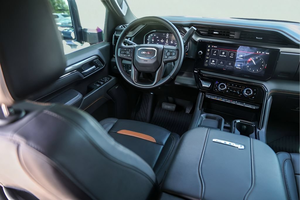 Used 2025 Onyx Black GMC AT4 image 29