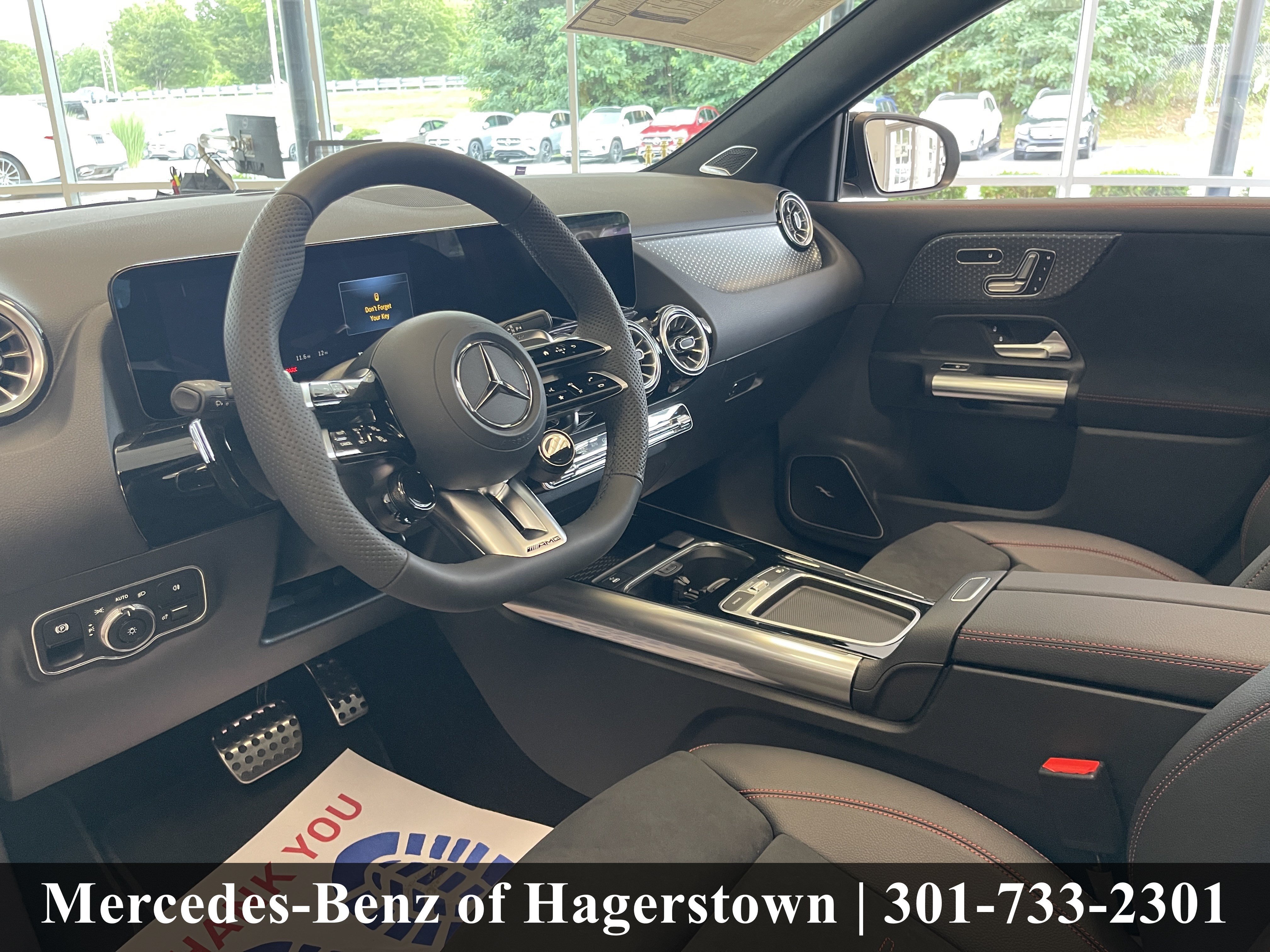 New 2026 MANUFAKTUR Alpine Grey Mercedes-Benz AMG® GLA 35 4MATIC SUV image 36