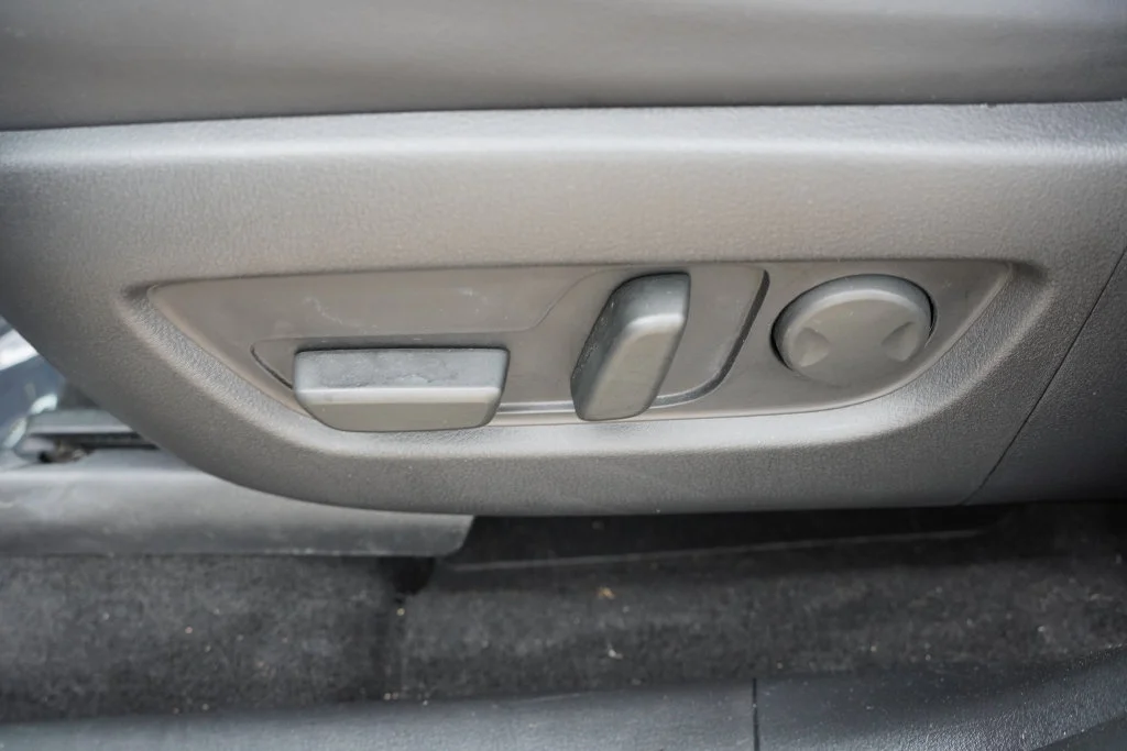 Used 2024 Gray Mazda Premium Plus AWD image 26