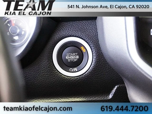 Used 2023 White Ram Big Horn/Lone Star image 35