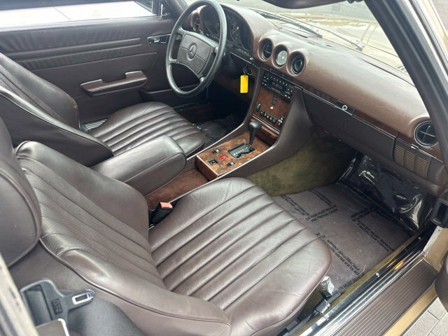 Used 1986 Beige Mercedes-Benz 560 SL image 10