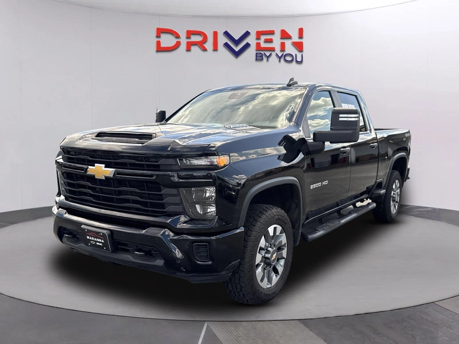 Used 2024 Black Chevrolet Custom image 8