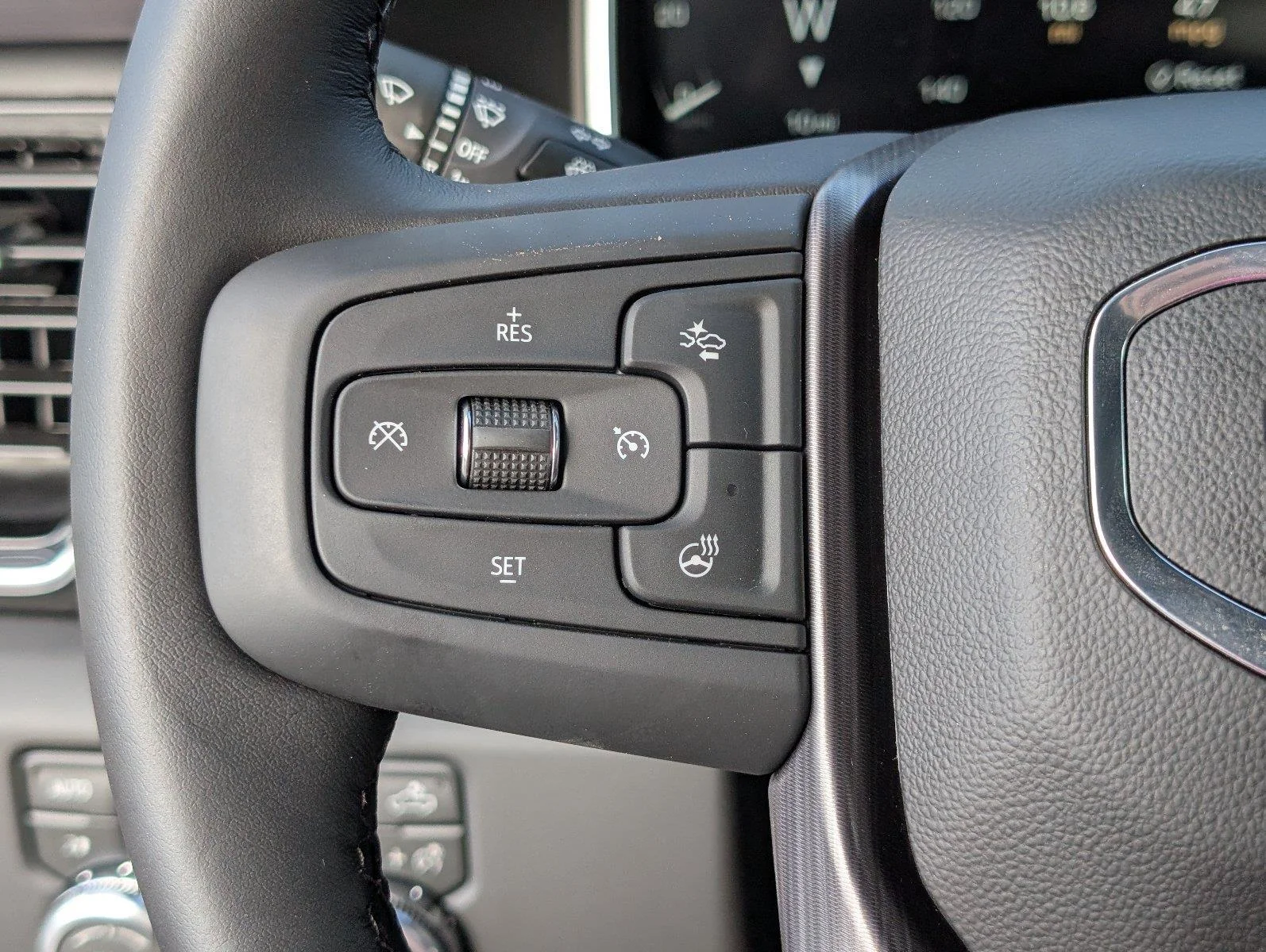 New 2026 Sterling Metallic GMC Denali Ultimate image 28