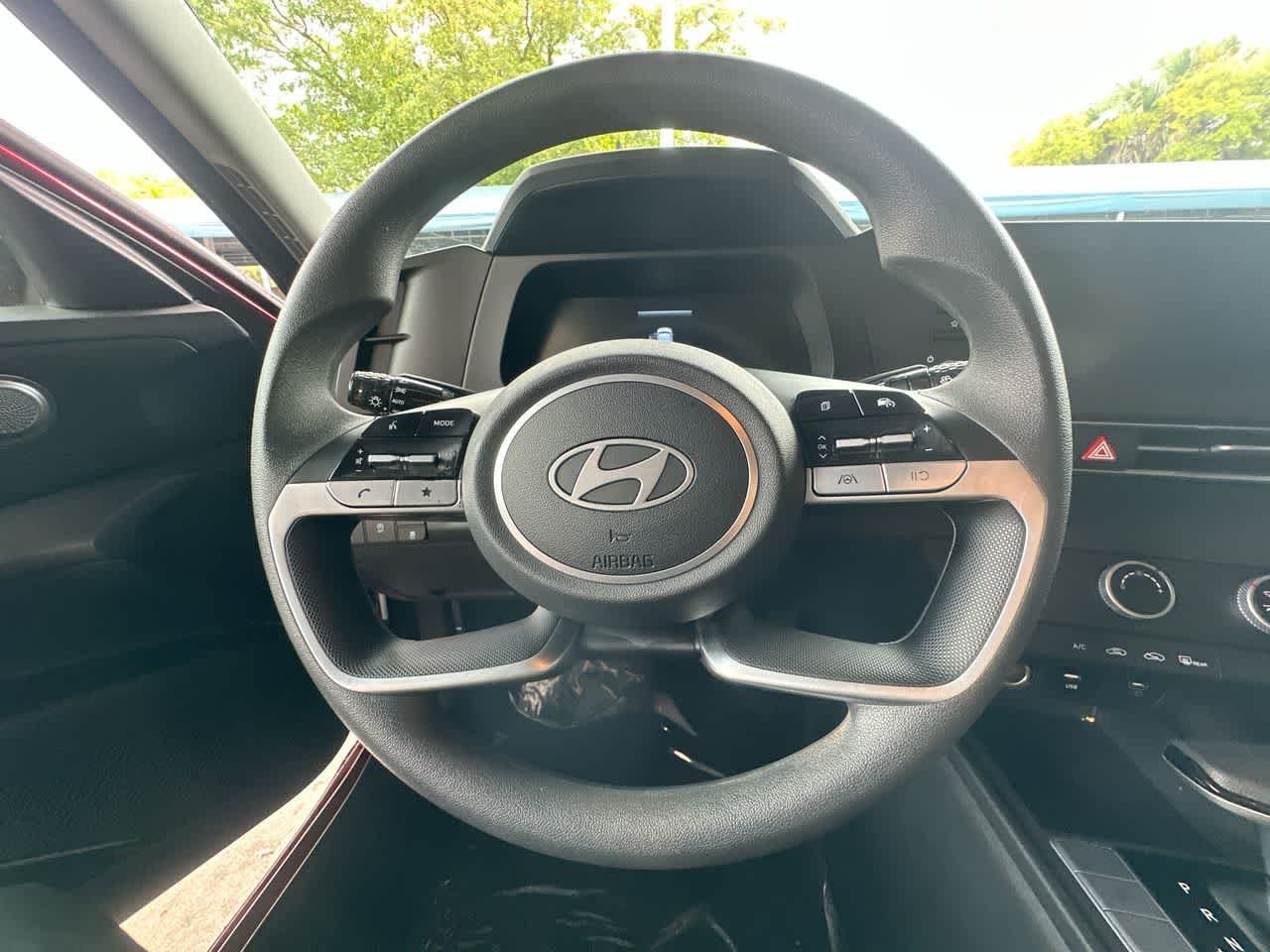 2026 Hyundai Elantra SE - Photo 15
