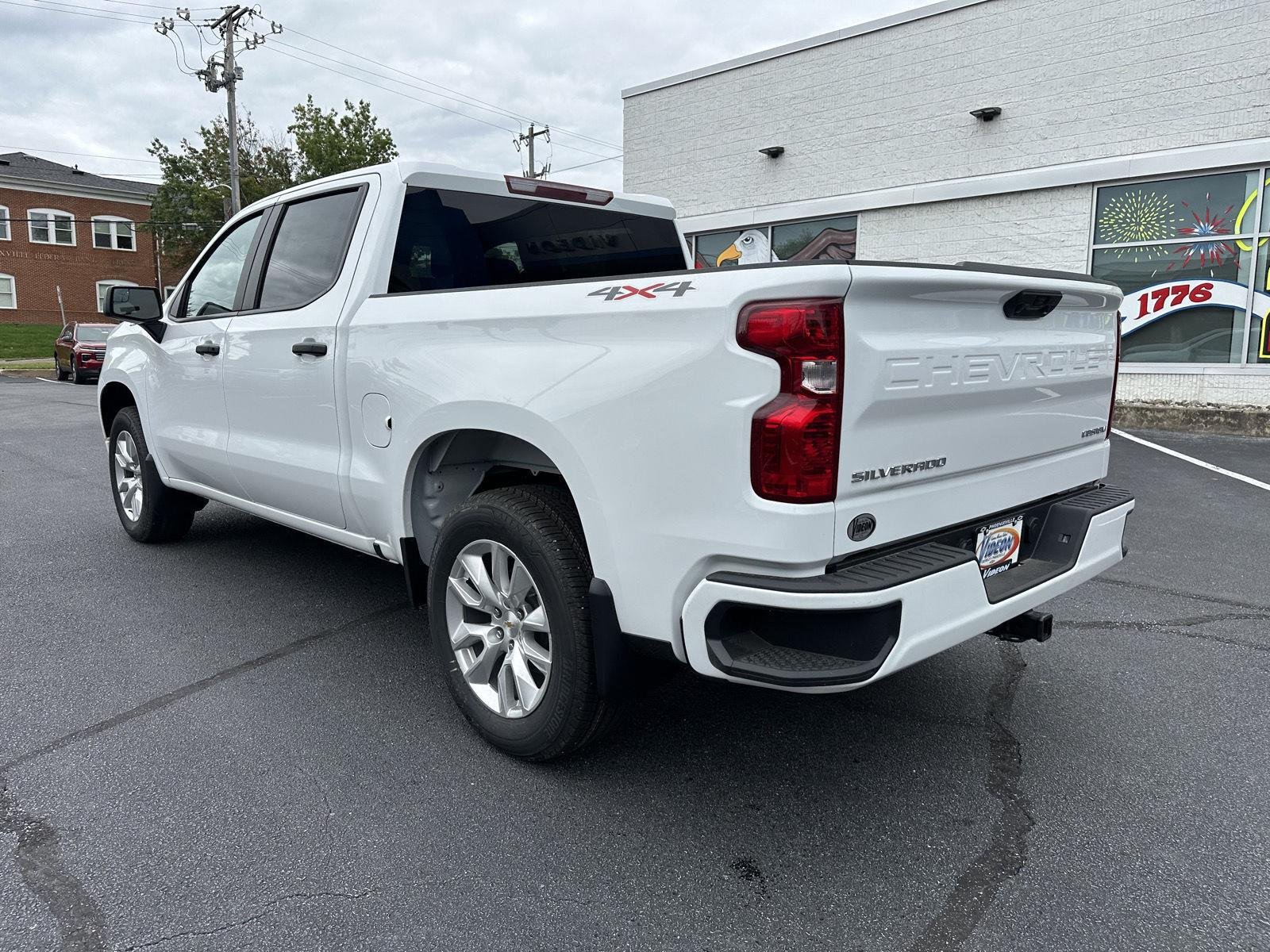 2026 Chevrolet Silverado 1500 Custom - Photo 5