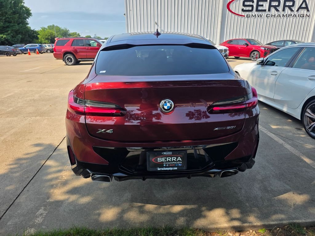Used 2023 Piemont Red BMW xDrive30i image 3