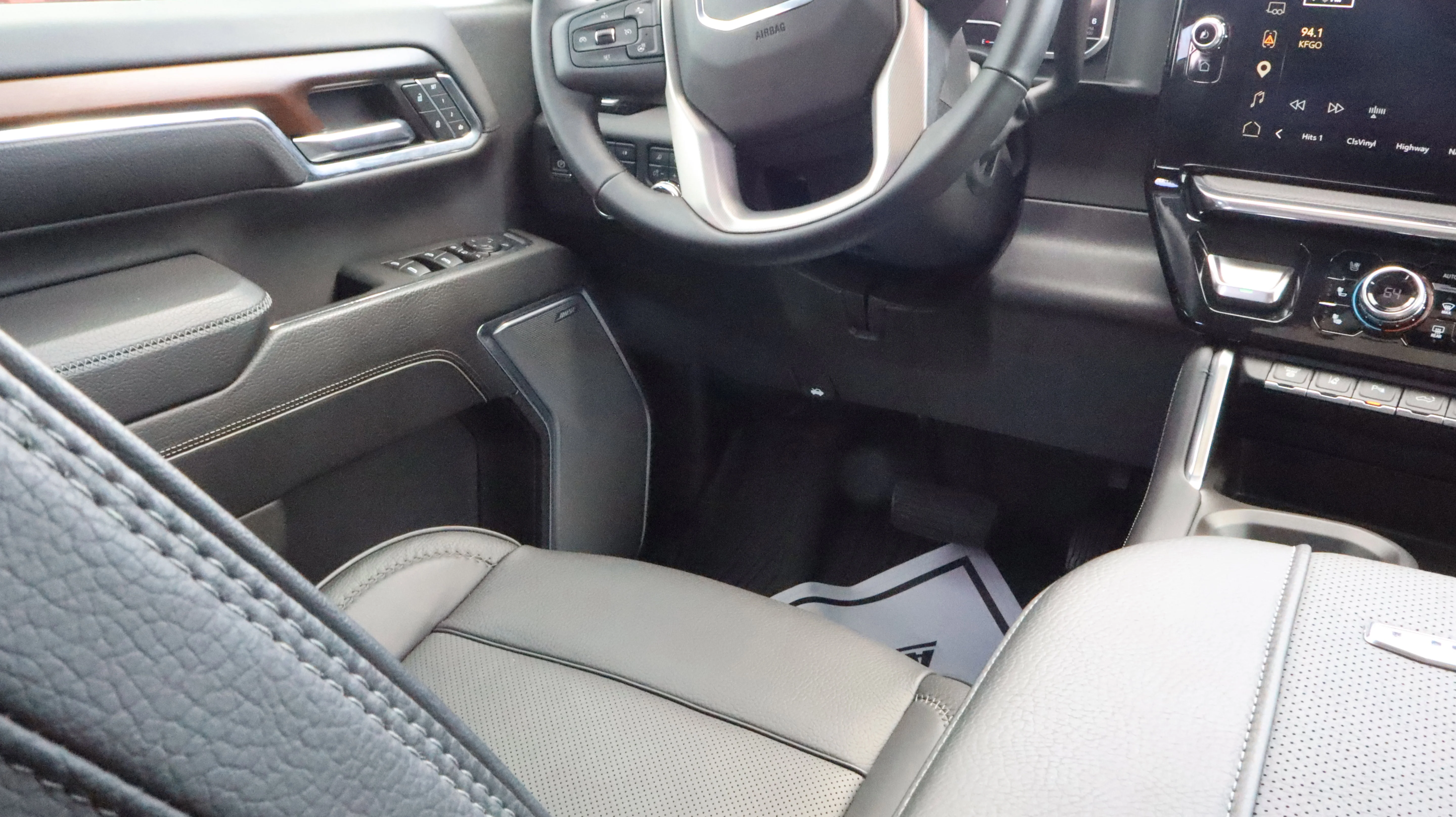 2024 GMC Sierra 2500HD Denali - Photo 9