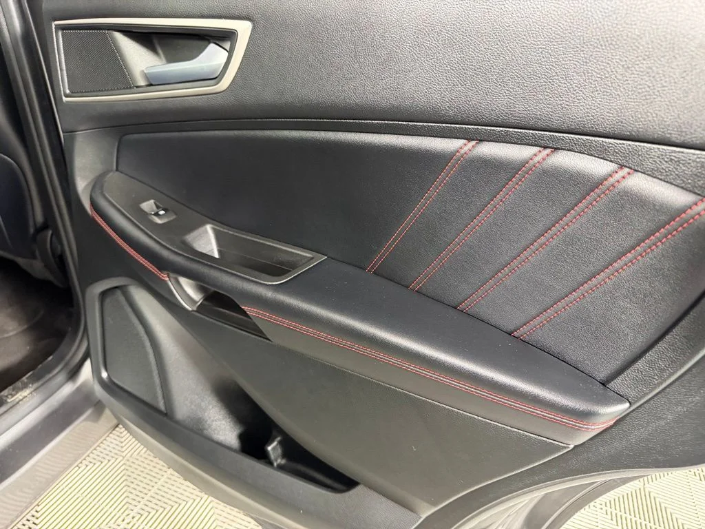 2023 Ford Edge ST-Line - Photo 30