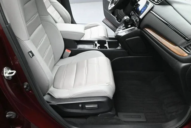 Used 2018 Red Honda EX-L image 28
